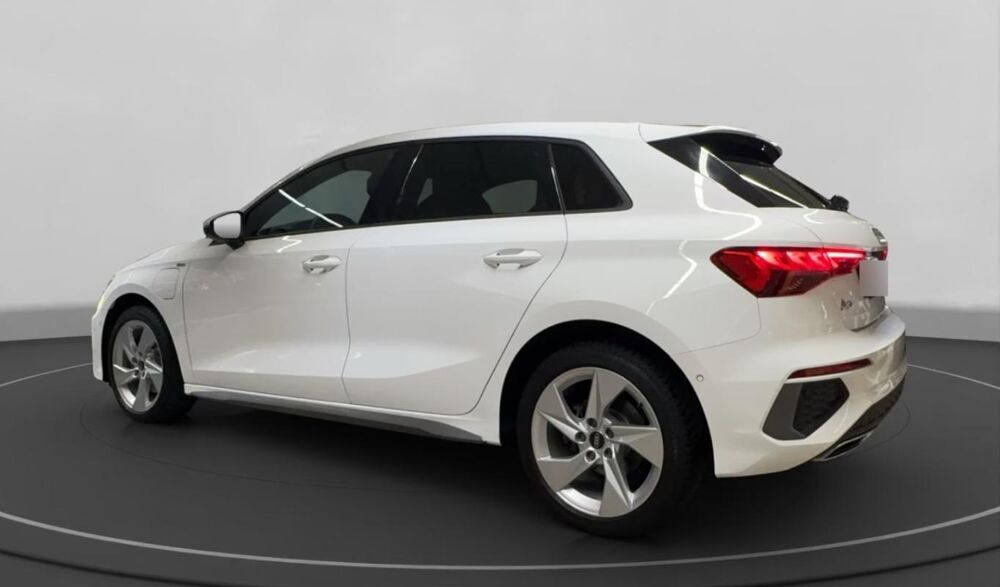 A3 40 TFSI e S line S tronic 2022 occasion 33000 Bordeaux