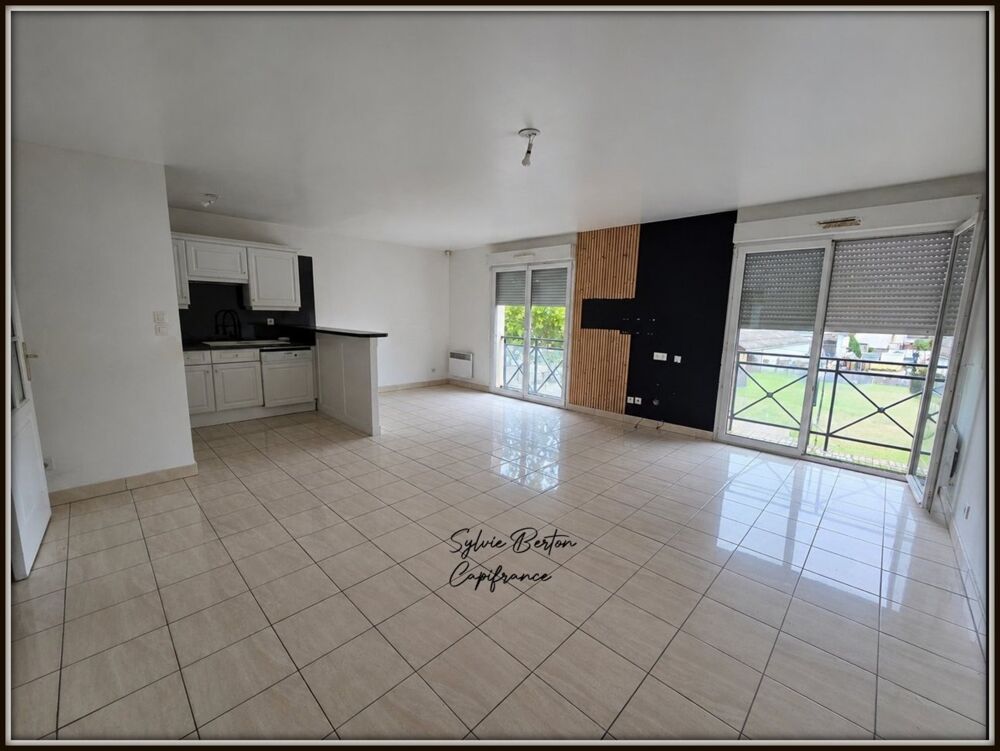 Vente Appartement VAUJOURS - Appartement T3 de 72 m3 avec balcon, box et place de parking Vaujours