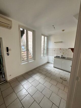  Immeuble  vendre 200 m