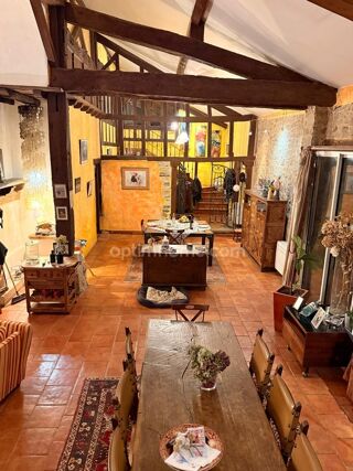  Maison  vendre 12 pices 407 m