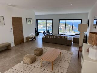  Villa  vendre 4 pices 228 m