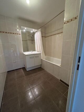  Appartement � vendre 4 pi�ces 73 m�