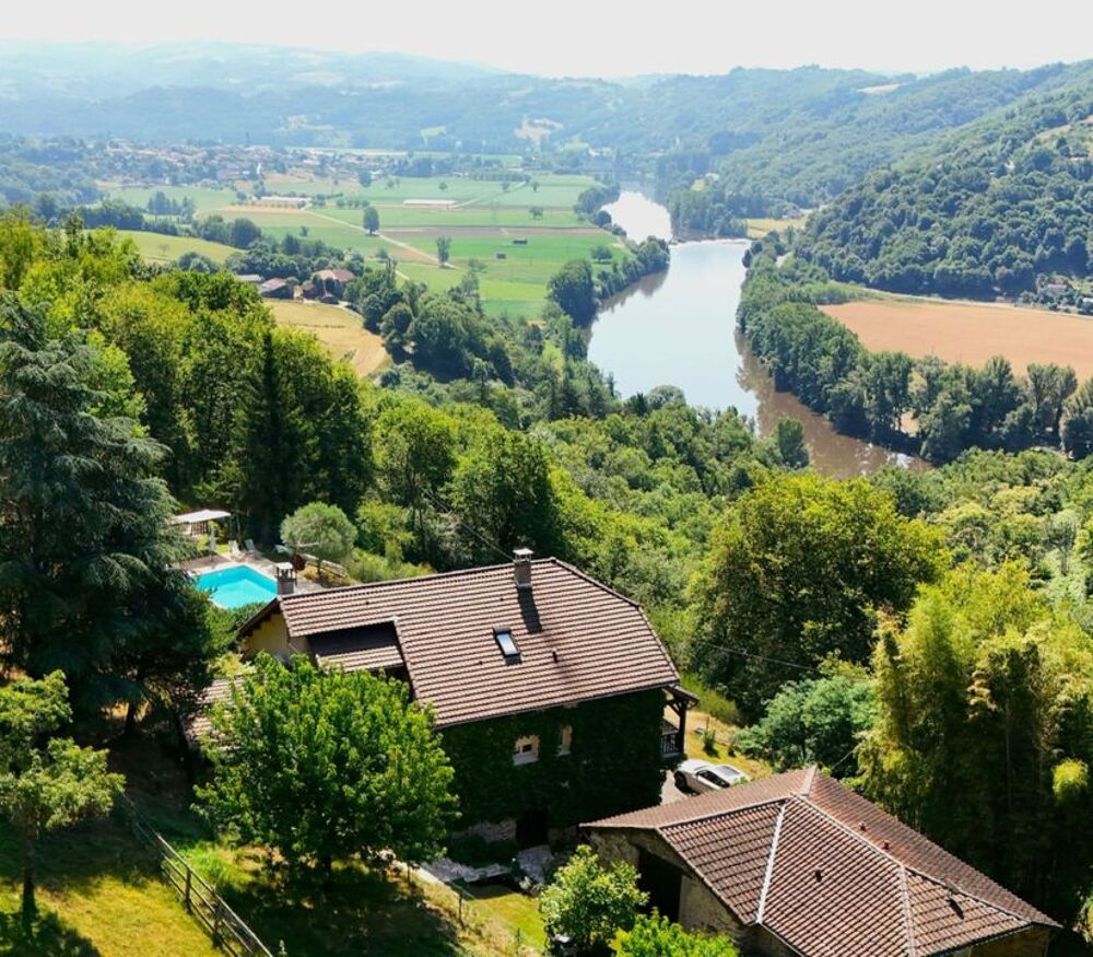 Location Maison Maison de 180m2 à louer sur Livinhac-le-Haut Livinhac le haut