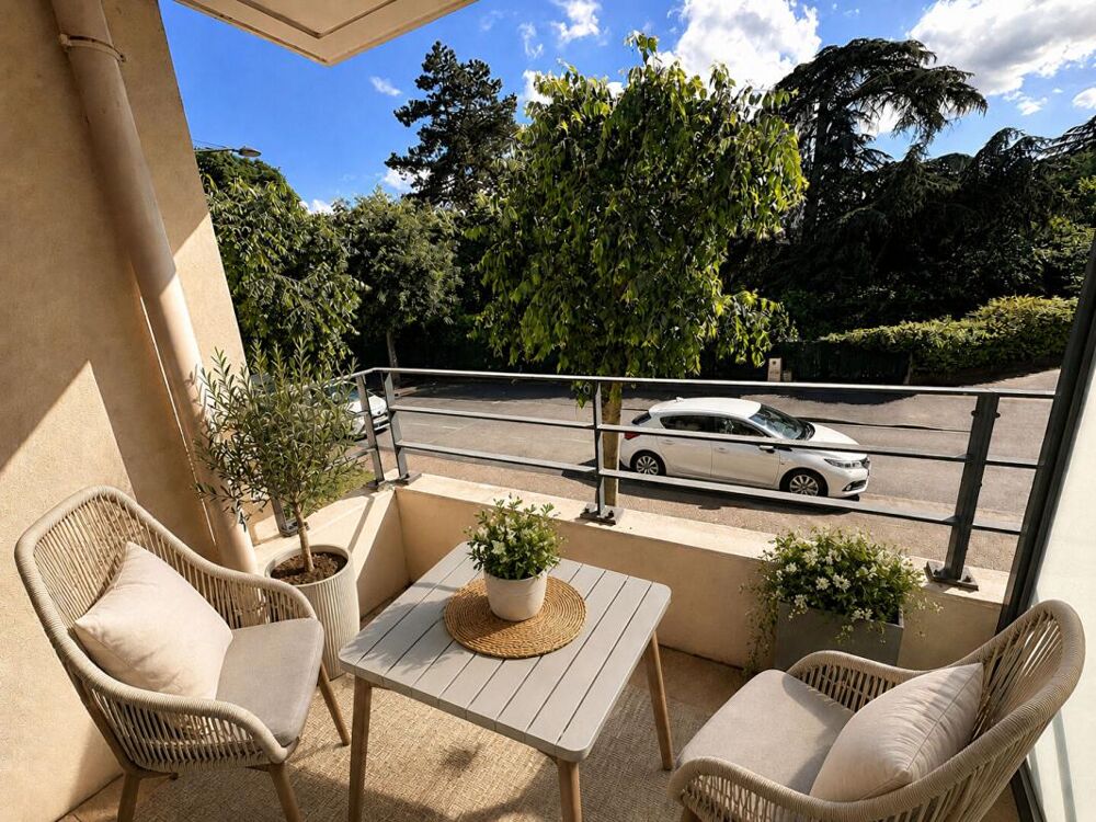 ANSE TOUTES COMMODITES A PIED - 3 pièces 70 m2 avec garage et balcon