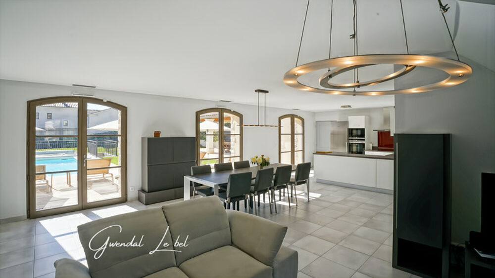 Villa de 5 pièces 160 m2, UZES (30)