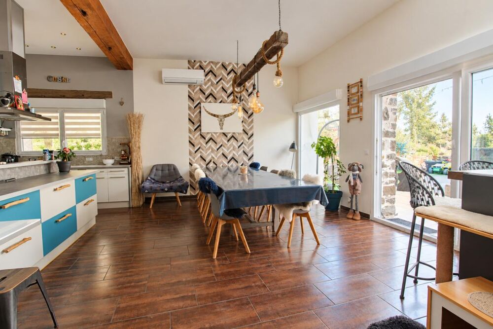 Vente Maison Trausse, au coeur du Minervois ? Maison esprit loft de 186 m² avec piscine et garage Trausse