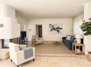  Villa � vendre 6 pi�ces 300 m�