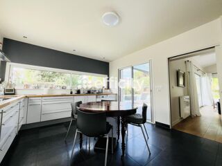  Maison à vendre 7 pièces 218 m²