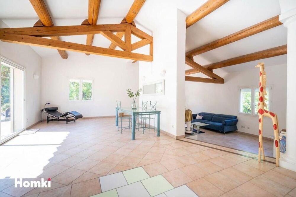 Vente Villa Proche Aix en Provence  – Villa d'exception avec appartement indépendant, piscine et prestations énergétiques remarquables Saint esteve janson