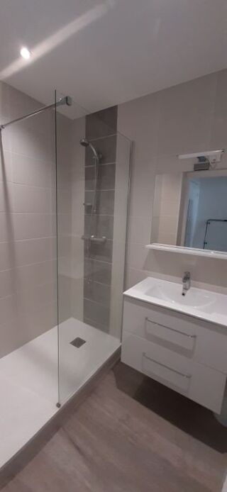  Appartement à louer 2 pièces 32 m²