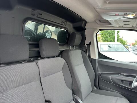 Proace FOURGON 1.5 MEDIUM 130 D-4D DYNAMIC AUTO PRIX TTC 2021 occasion 78240 Chambourcy