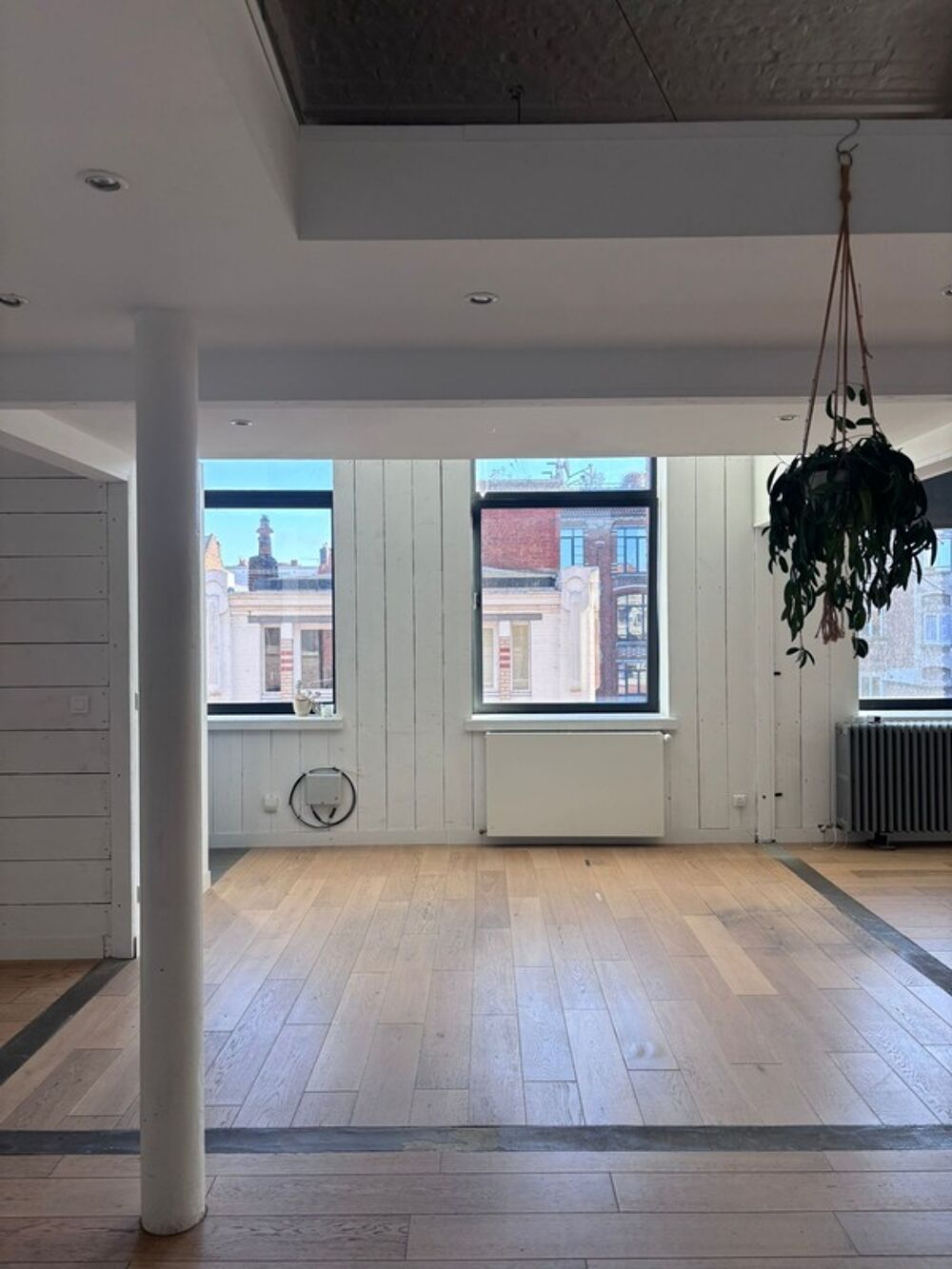 Vente Loft Nouveauté, superbe appartement de type loft d'une surface de 161m2 carrez, totalement rénové au coeur de Lille Lille