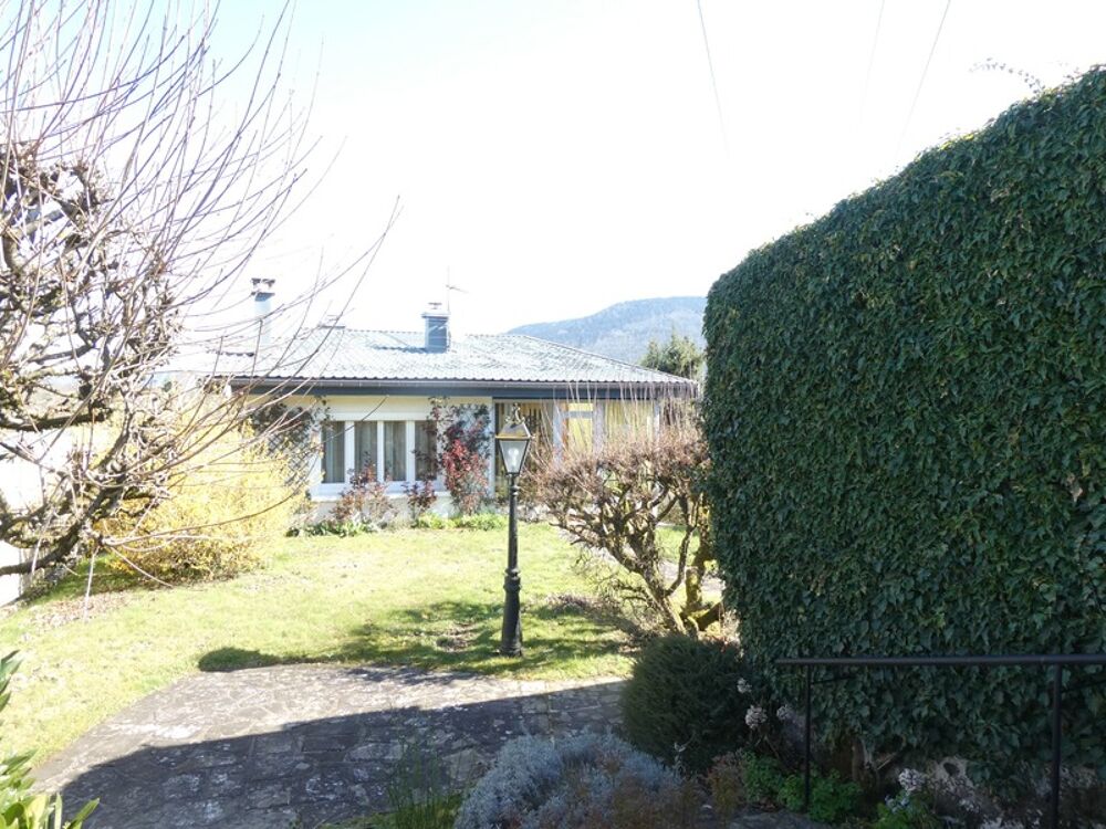 (88) Saint  Nabord : à vendre maison T6 de 120m² , deux garages, terrain 1000m²