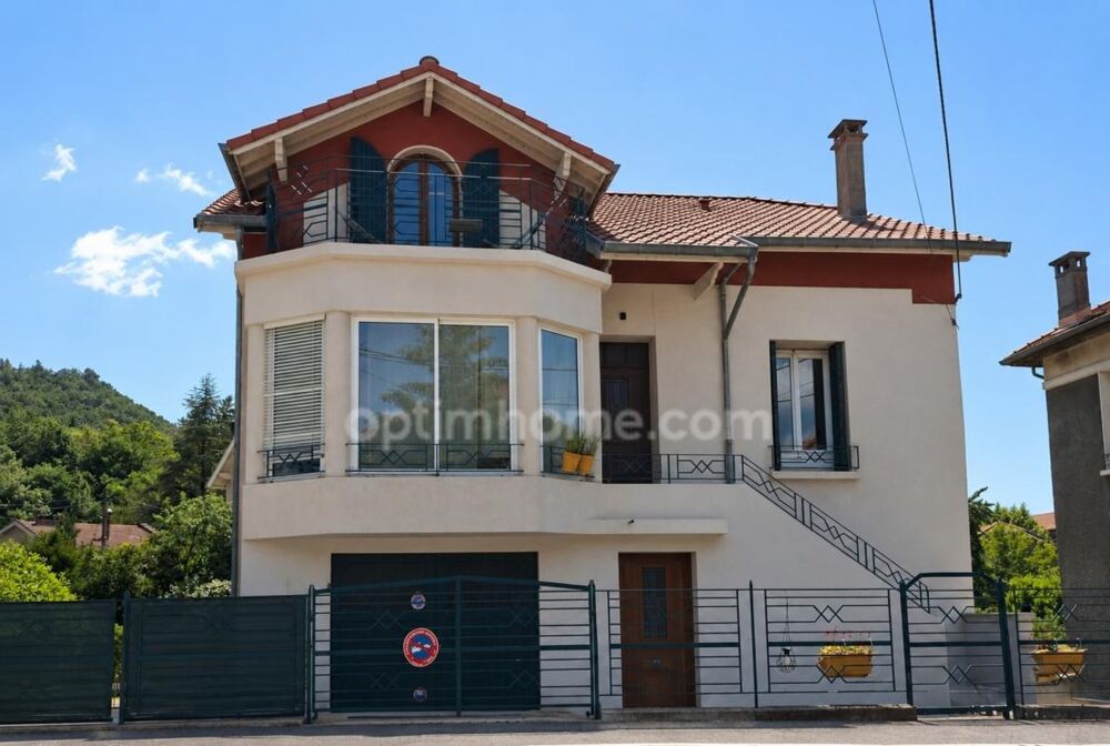 Maison 10 pièces 240 m² · à Digne les Bains · 240 m² · 499 000 €