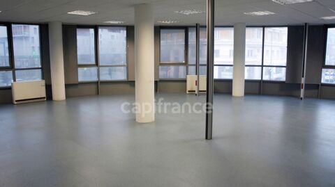 Dpt Nord (59), à louer ROUBAIX Bureau hyper centre, récents 225 m² + 5 parkings couverts en zone franche et QPPV 2083 59100 Roubaix