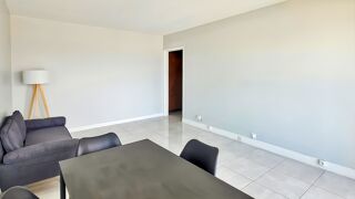  Appartement à louer 2 pièces 45 m²