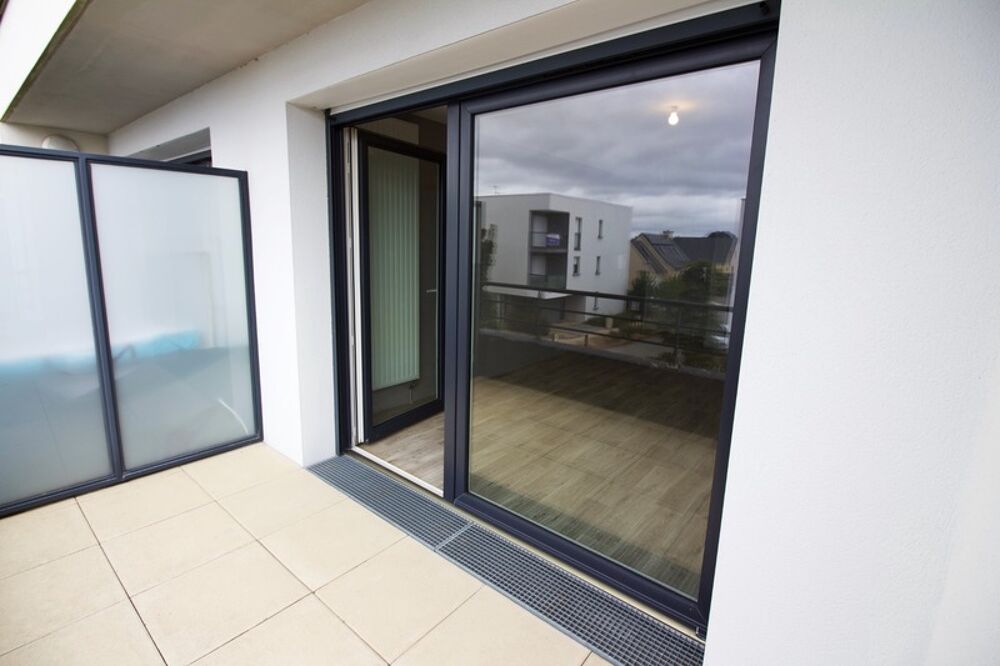 Plescop, aux portes de Vannes  T2 dernier étage avec terrasse, ascenseur et parking