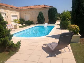  Maison � vendre 5 pi�ces 180 m�