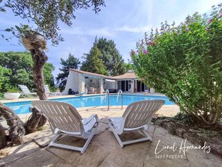  Maison � vendre 7 pi�ces 220 m�