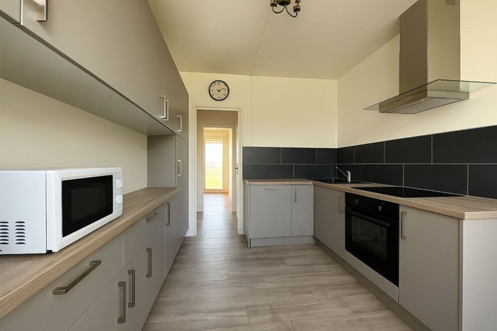 Vente Appartement 80080 - AMIENS - TYPE F3 - DERNIER �TAGE - ASCENSEUR - BALCON - CAVE - QUARTIER MASSENET Amiens