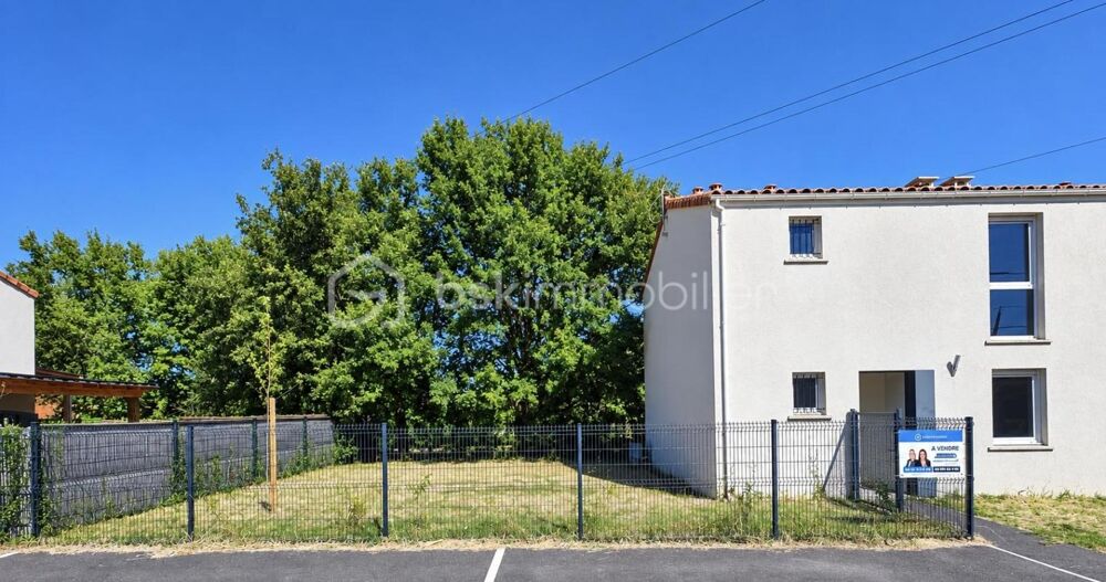 Vente Maison Nouvelle Maison T5 avec terrasse et jardin dans le lotissement Merville