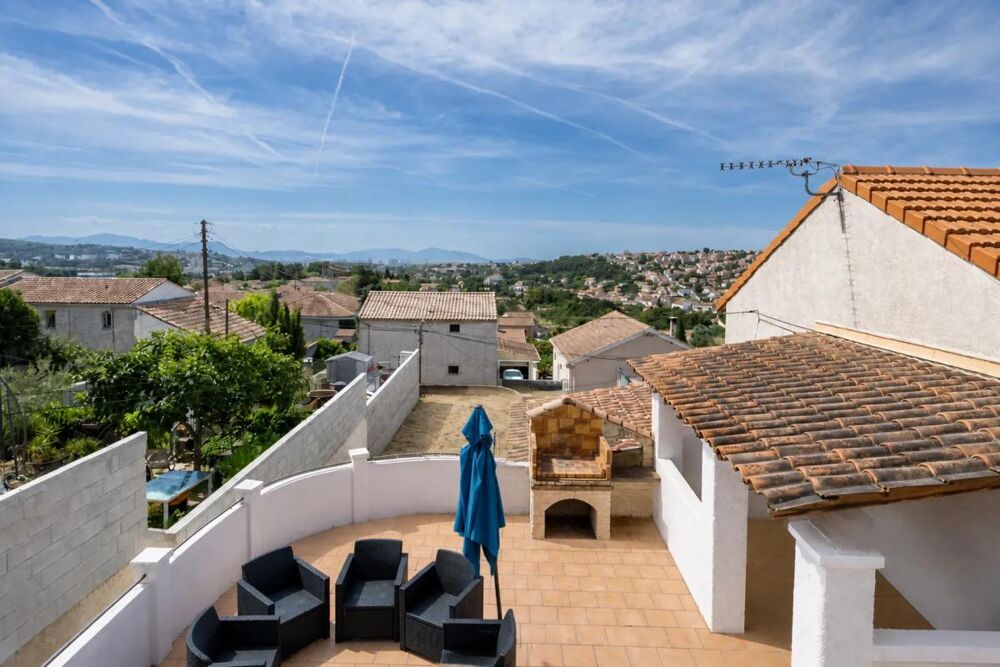 Maison individuelle T3 93m² rénovée à Marseille 15ème