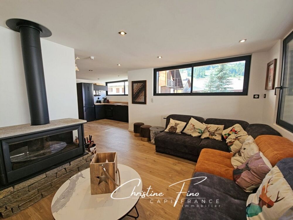 MONTGENEVRE Chalet récent à l'emplacement parfait