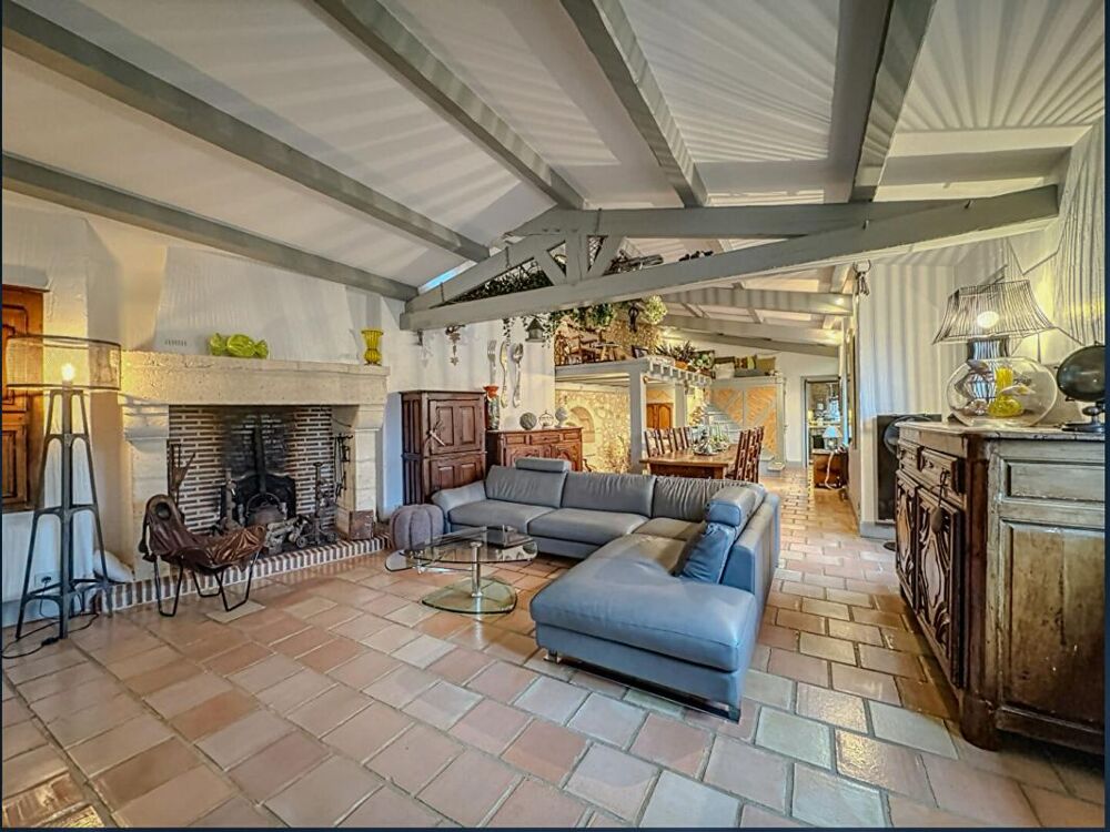 Vente Maison !! EN EXCLUSIVITE!! A vendre, superbe propriété en pierre au coeur de Brantôme-En-Périgord 24310 Brantome en perigord