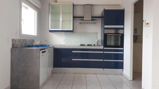  Appartement à louer 3 pièces 66 m²