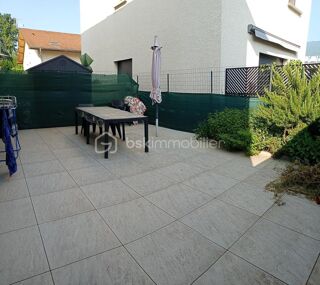  Maison � vendre 9 pi�ces 201 m�