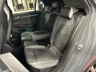 Golf 2.0 TDI 16V 150CV DSG7 R-Line 1st 2021 occasion 74330 Poisy