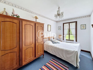  Maison � vendre 9 pi�ces 180 m�