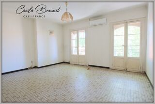  Immeuble � vendre 11 pi�ces 308 m�