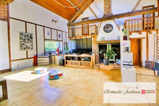  Maison  vendre 8 pices 256 m