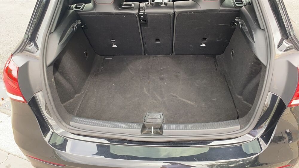 Classe A 200 163 7G-DCT Amg Line + - Premi&egrave;re main 2019 occasion 92200 Neuilly Sur Seine