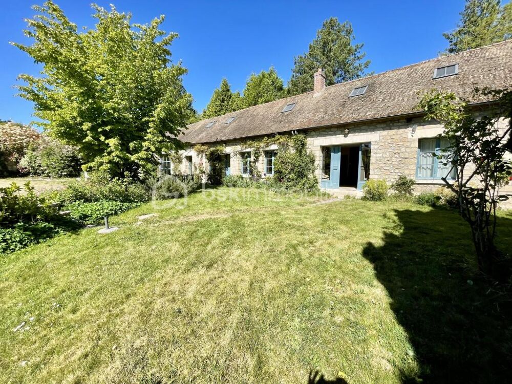 Maison de caractère  Longère authentique de 297 m² avec dépendance, garage et granges