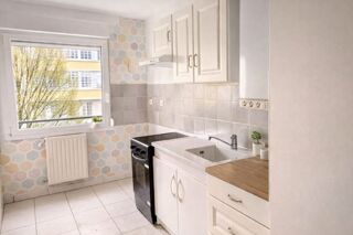  Appartement à louer 2 pièces 45 m²