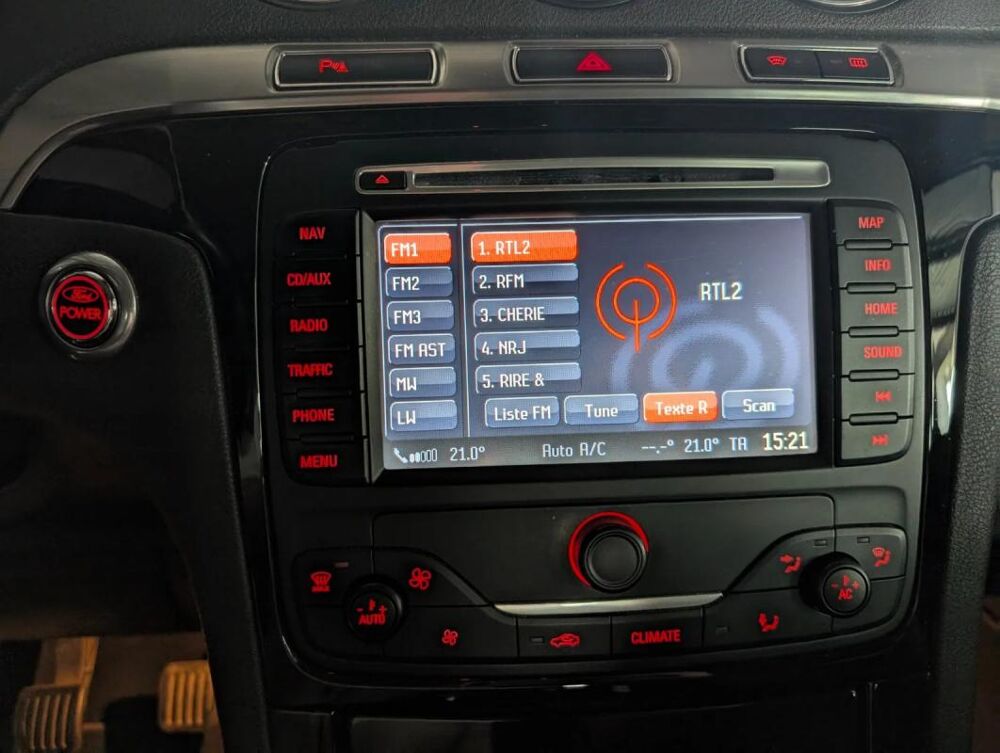 Galaxy II 2.2 TDCI 200 FAP Titanium 2011 occasion 77250 Moret Loing Et Orvanne