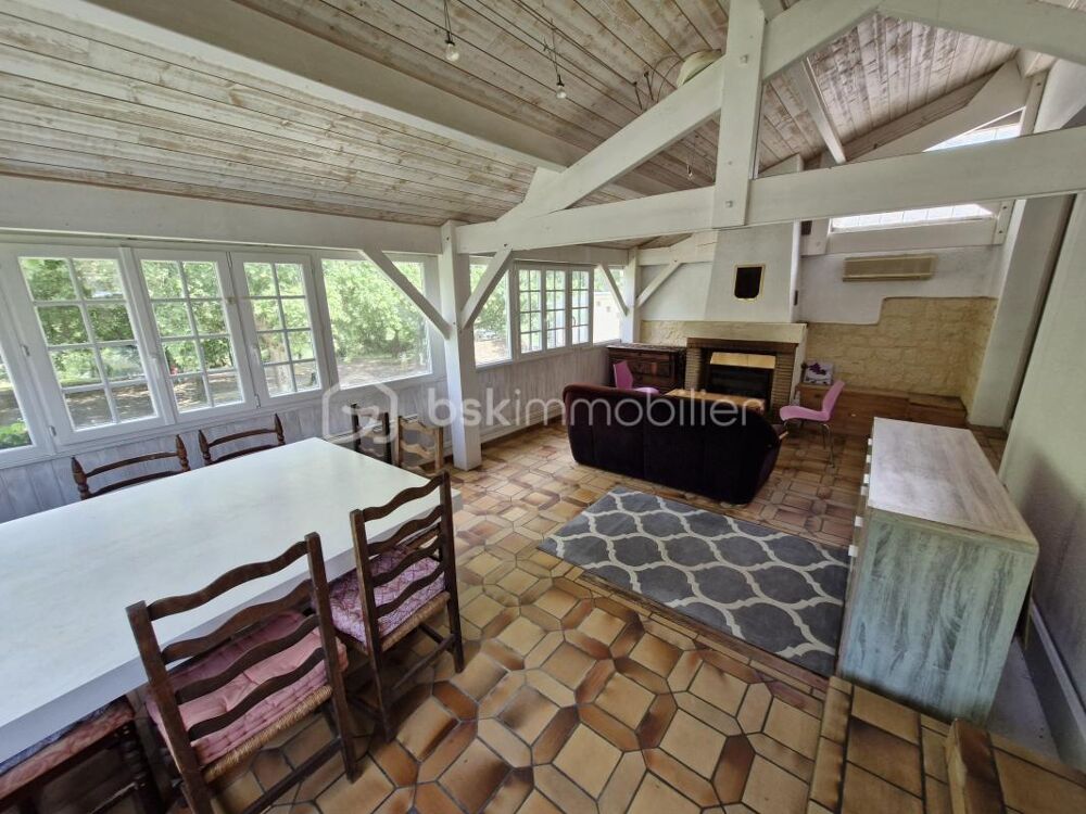 Charmante maison de 121m2 sur son terrain clos de 147m2 dans un environnement calme à Bergerac