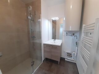  Appartement à louer 2 pièces 58 m²