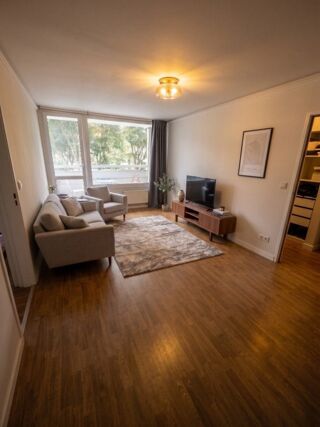  Appartement à louer 2 pièces 54 m²
