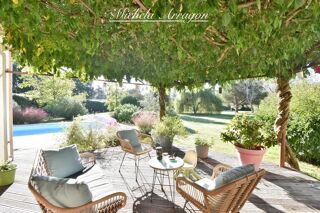  Villa à vendre 6 pièces 180 m²