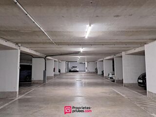  Parking / Garage  vendre 1 pice 12 m