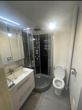  Appartement à louer 1 pièce 25 m²