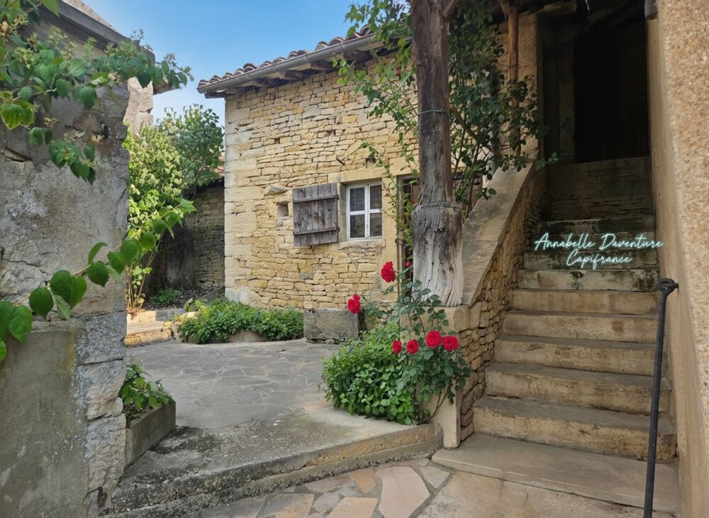 Maison 4 pièces 96 m² · à Farges les Macon · 96 m² · 93 000 €