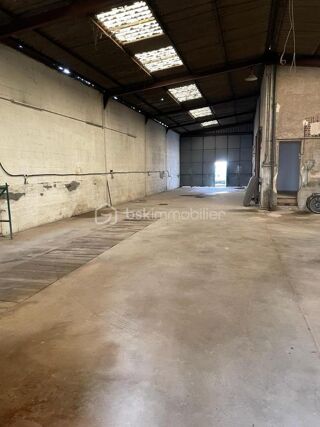  Immeuble � vendre 8 pi�ces 606 m�