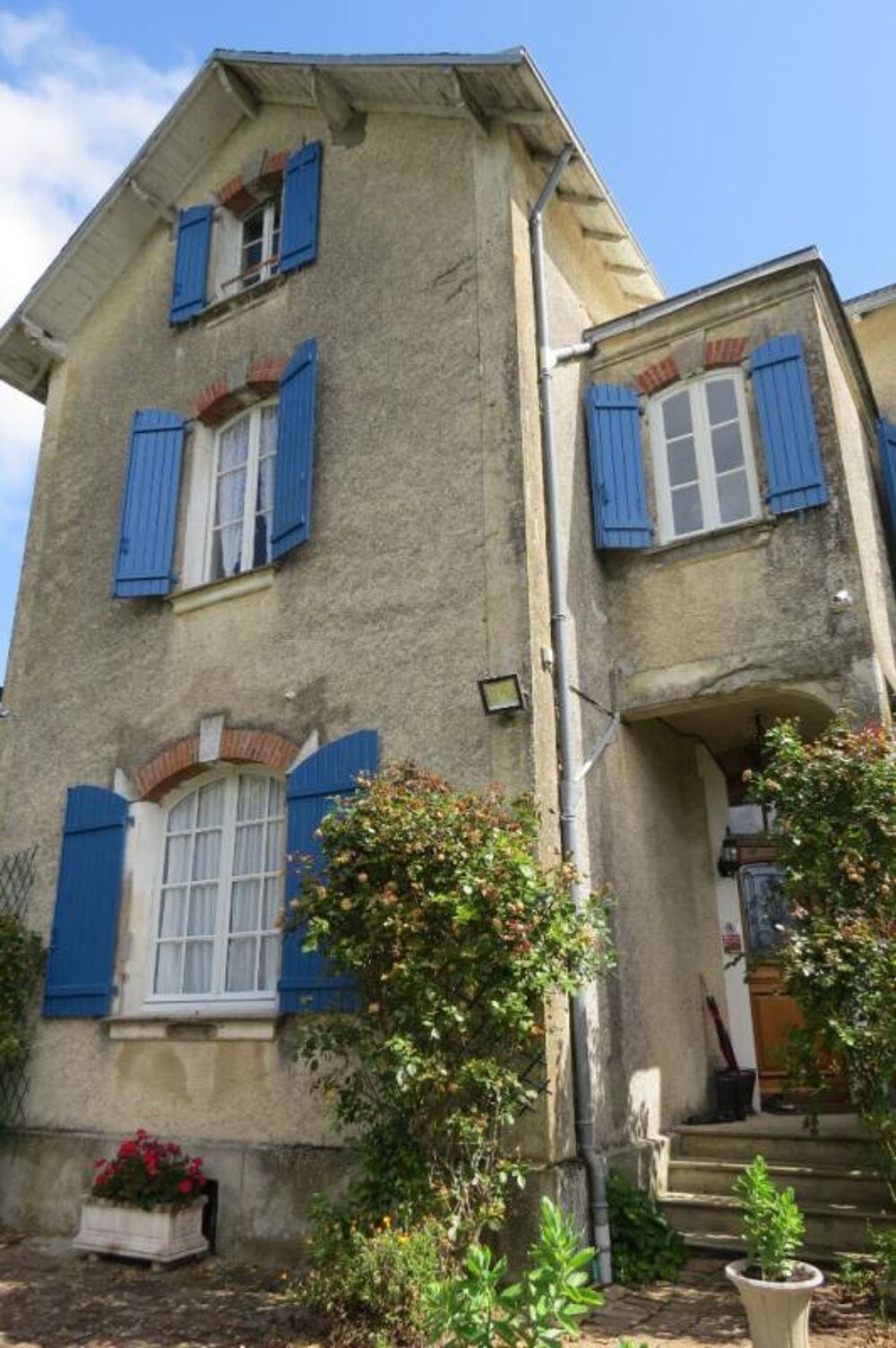 Vente Maison Maison de famille de caractère,  restaurée, jardin et piscine Fontenay le comte
