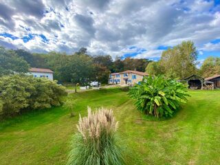  Propri�t�/ch�teau � vendre 15 + pi�ces 400 m�