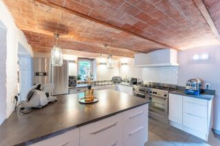  Maison  vendre 8 pices 194 m