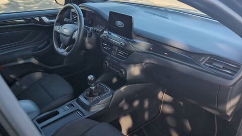 Focus 1.0 Ecoboost 125 ST Line - Toit ouvrant 2020 occasion 44590 Derval